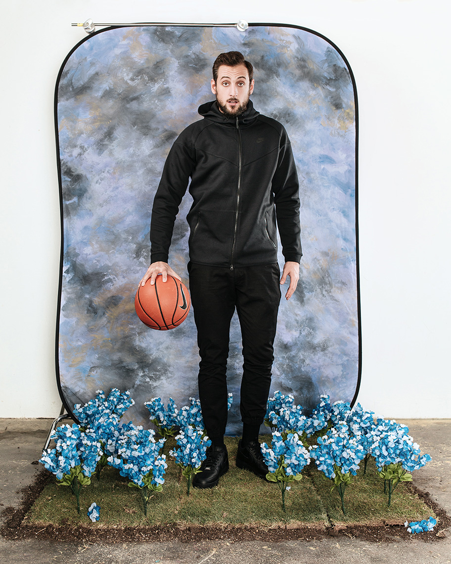San Antonio Spurs player Marco Belinelli for L